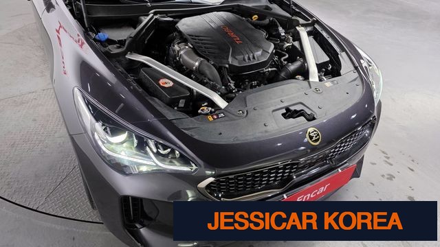 2020 Kia Stinger - Thumbnail 17