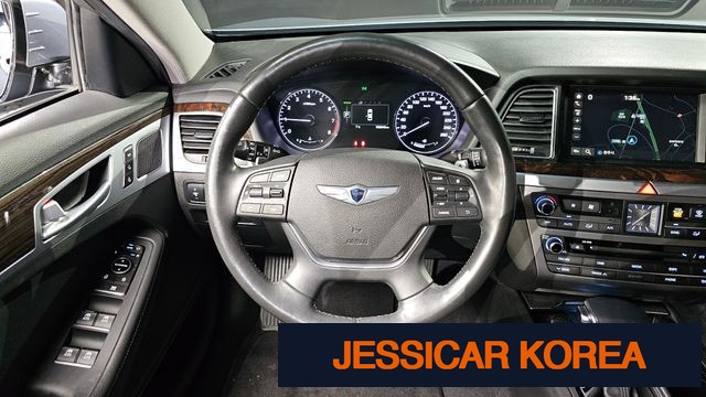 2016 Hyundai Genesis DH - Thumbnail 10