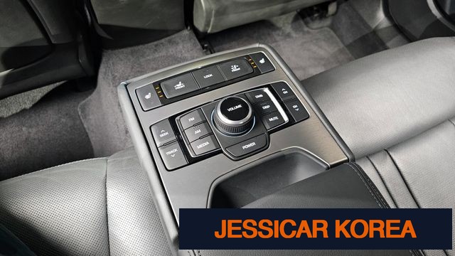 2016 Hyundai Genesis DH - Thumbnail 12