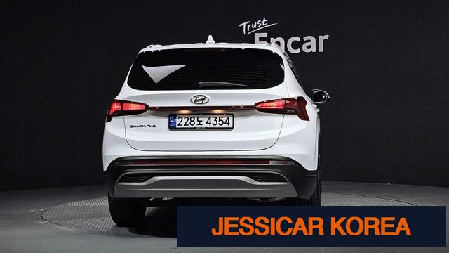 2022 Hyundai The New Santa Fe - Thumbnail 2
