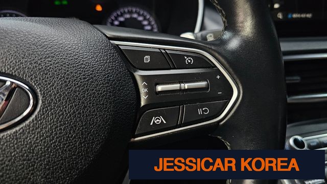 2022 Hyundai The New Santa Fe - Thumbnail 3