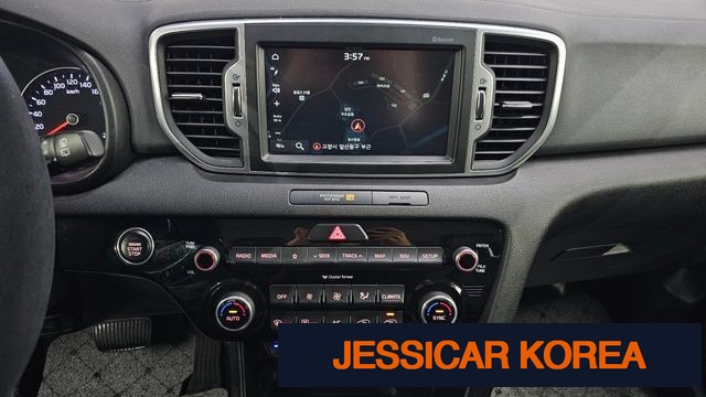 2018 Kia Sportage 4th generation - Thumbnail 13