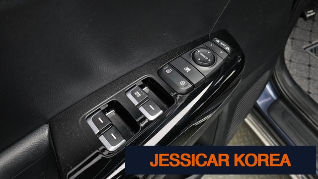 2018 Kia Sportage 4th generation - Thumbnail 17