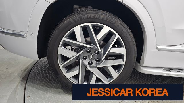 2021 Hyundai The New Santa Fe - Thumbnail 3