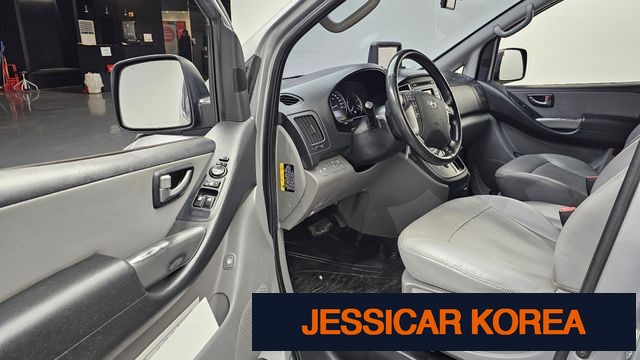 2017 Hyundai Grand Starex - Thumbnail 17