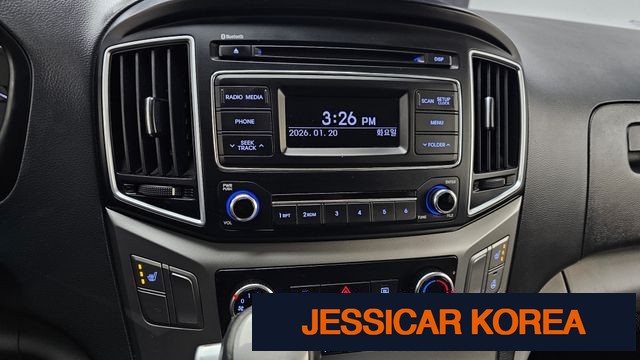 2017 Hyundai Grand Starex - Thumbnail 20