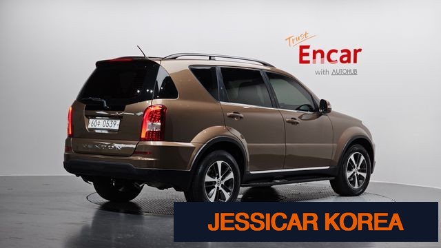 2016 KG Mobility Rexton W - Thumbnail 13