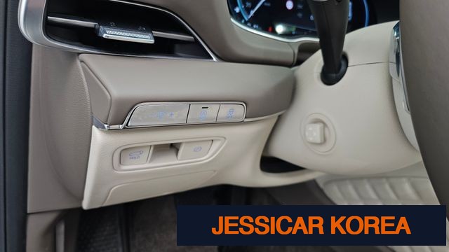 2023 Genesis GV80 - Thumbnail 3