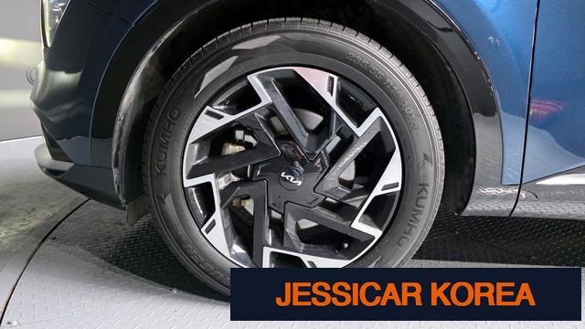 2022 Kia Sportage 5th Gen - Thumbnail 5