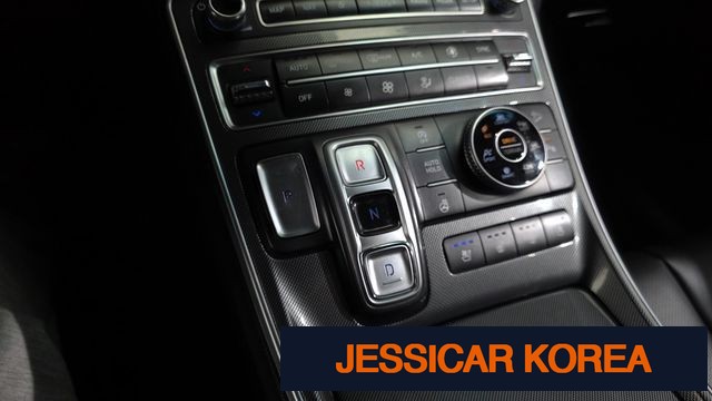 2022 Hyundai The New Santa Fe - Thumbnail 2