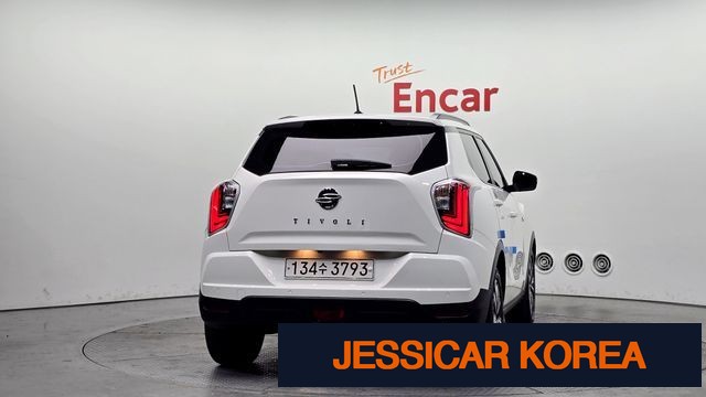 2022 KG Mobility Very New Tivoli - Thumbnail 4
