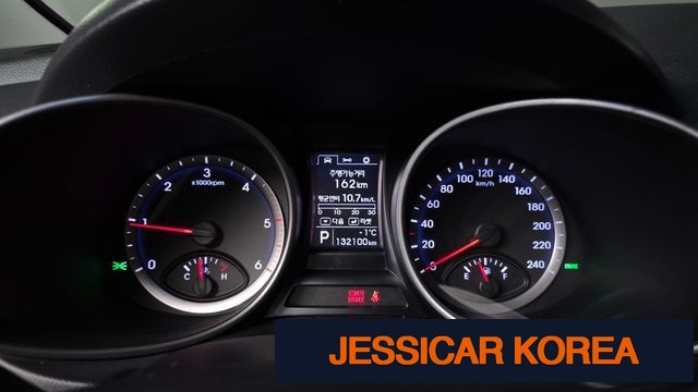 2013 Hyundai Santa Fe DM - Thumbnail 20