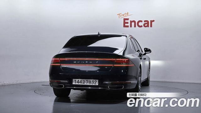 2022 Genesis G90 (RS4) - Thumbnail 13