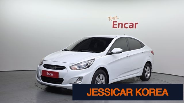 2012 Hyundai Accent (new model) - Thumbnail 12