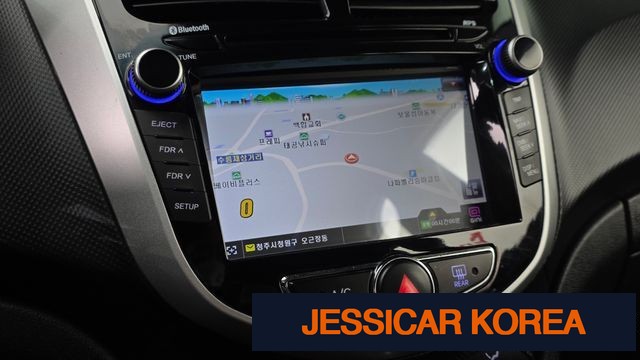 2012 Hyundai Accent (new model) - Thumbnail 15