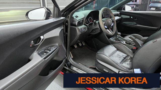 2022 Hyundai Veloster (JS) - Thumbnail 2