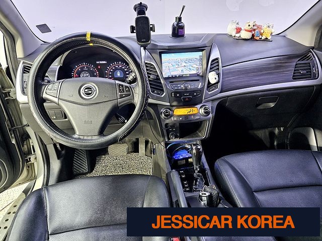 2014 KG Mobility New Korando C - Thumbnail 8