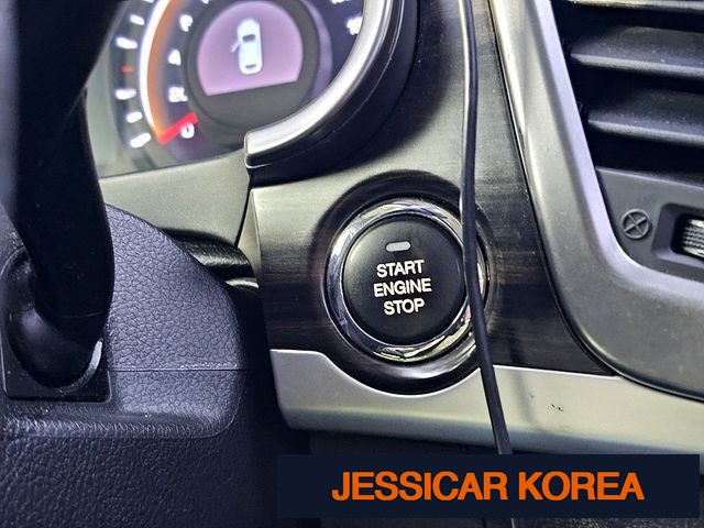 2014 KG Mobility New Korando C - Thumbnail 12