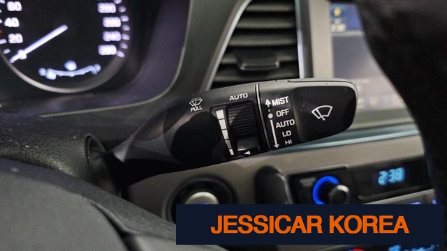 2015 Hyundai LF Sonata - Thumbnail 9