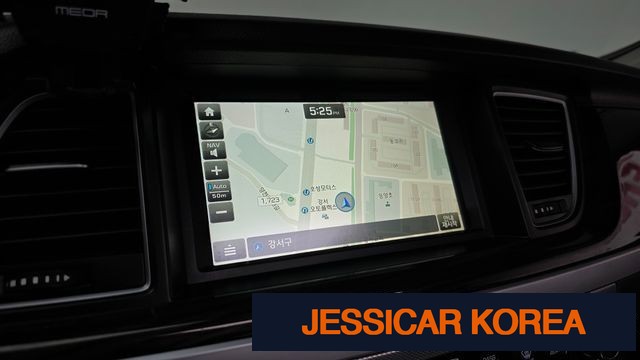 2018 Genesis G80 - Thumbnail 12