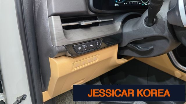 2023 Kia Carnival 4th Gen - Thumbnail 4