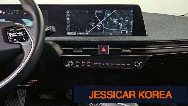 2022 Kia EV6 - Thumbnail 12