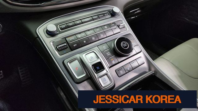 2023 Hyundai The New Santa Fe - Thumbnail 8
