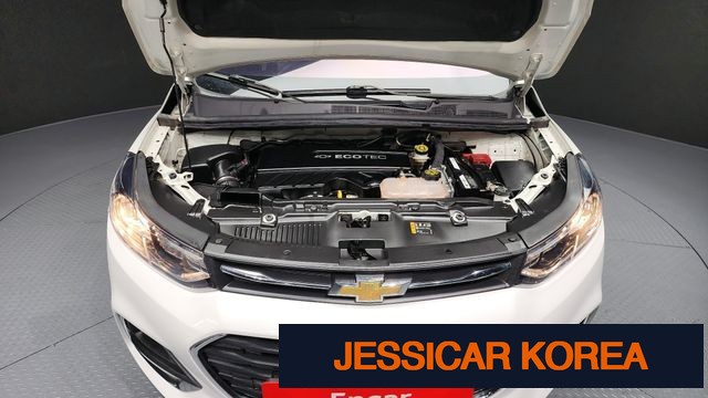 2021 Chevrolet The New Trax - Thumbnail 2