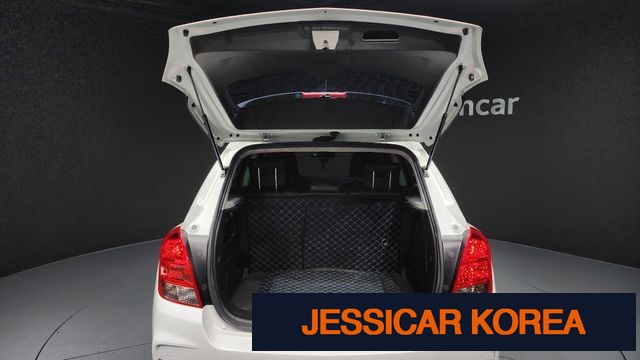 2021 Chevrolet The New Trax - Thumbnail 9