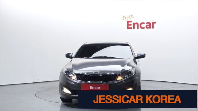2011 Kia K5 - Thumbnail 5