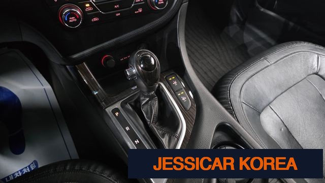 2011 Kia K5 - Thumbnail 9