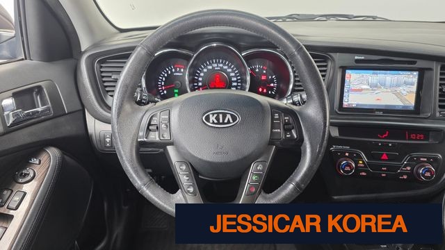 2011 Kia K5 - Thumbnail 12