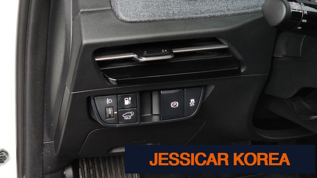 2023 Kia EV6 - Thumbnail 2