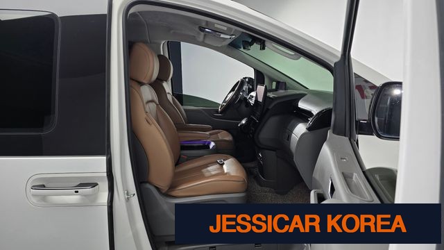 2023 Hyundai Staria - Thumbnail 16