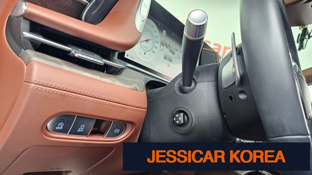 2023 Genesis G90 (RS4) - Thumbnail 9