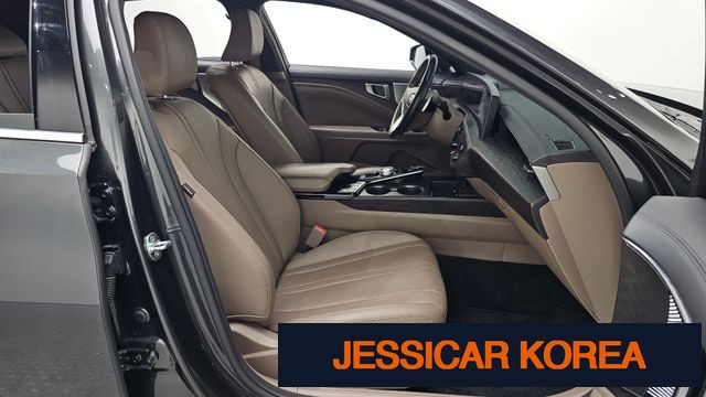 2022 Kia K8 - Thumbnail 2