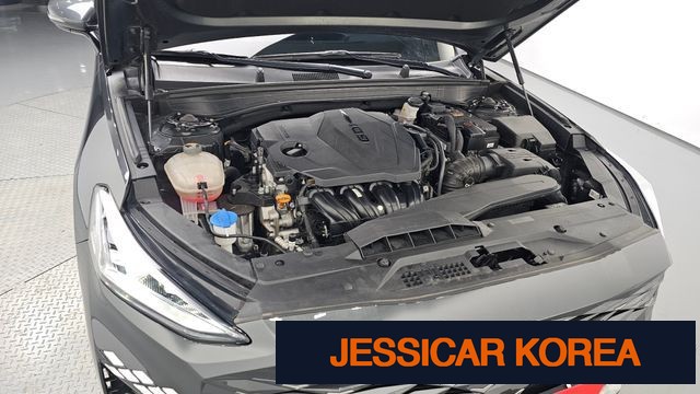 2022 Kia K8 - Thumbnail 9