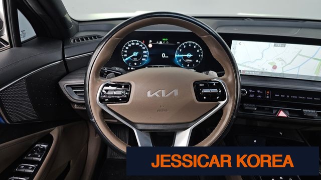 2022 Kia K8 - Thumbnail 3