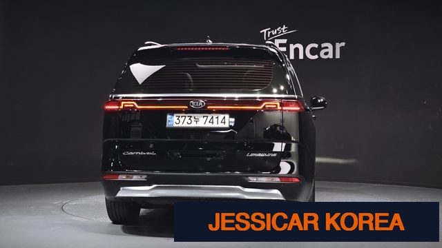 2021 Kia Carnival 4th Gen - Thumbnail 17
