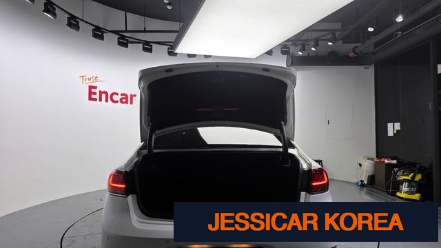2020 Kia K7 Premier Hybrid - Thumbnail 7