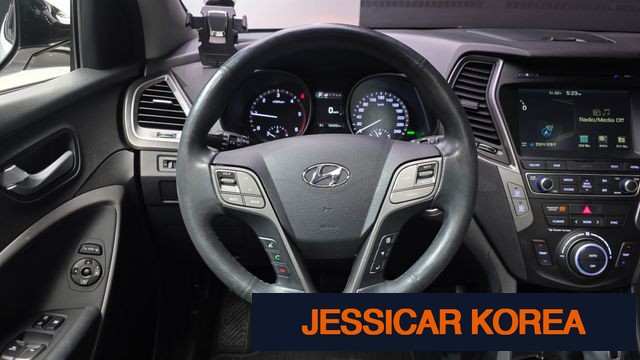 2016 Hyundai Santa Fe The Prime - Thumbnail 2