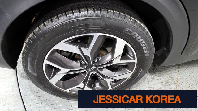 2019 Kia Sportage the bold - Thumbnail 15
