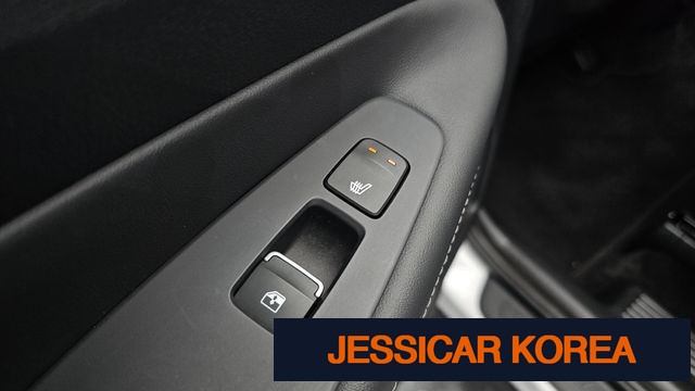 2020 Hyundai Santa Fe TM - Thumbnail 2