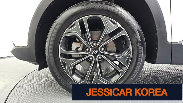 2020 Hyundai Santa Fe TM - Thumbnail 3