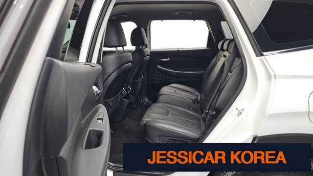 2020 Hyundai Santa Fe TM - Thumbnail 5