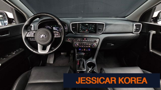 2020 Kia Sportage the bold - Thumbnail 3