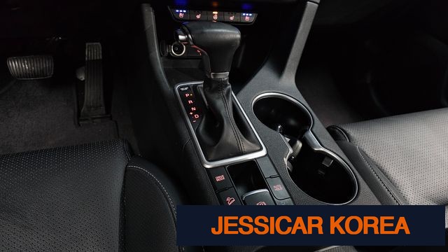 2020 Kia Sportage the bold - Thumbnail 5