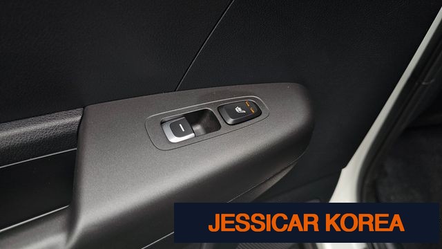 2020 Kia Sportage the bold - Thumbnail 13