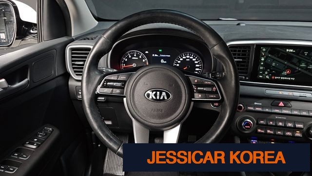 2020 Kia Sportage the bold - Thumbnail 19