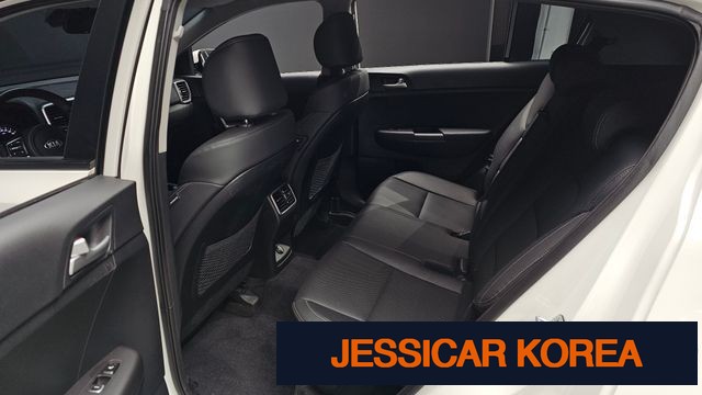2020 Kia Sportage the bold - Thumbnail 20